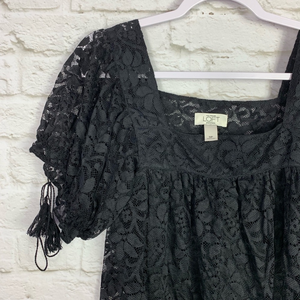 LOFT Ann Taylor Lace Pom Pom Puffy Sleeve Dress MP - Picture 3 of 6